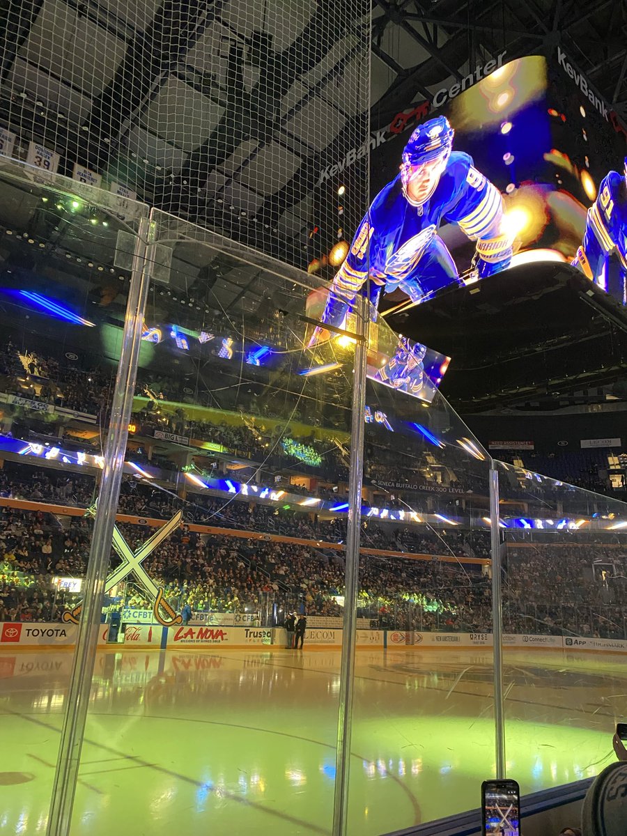 I back home! (Aka: a Sabres game)