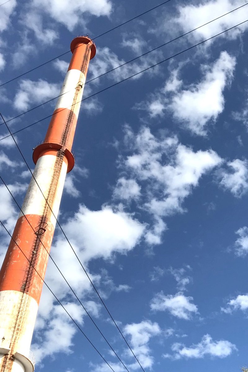 readraga's tweet photo. お疲れ様です
#写真
#空好きな人と繋がりたい
#写真好きな人と繋がりたい https://t.co/8BkQWNgt95