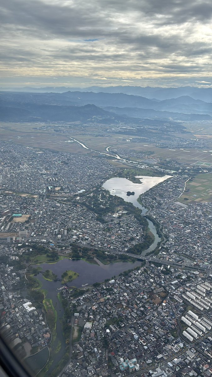 JSNT_since_1983's tweet photo. 本日は曇り空　江津湖とIC工場 https://t.co/Av9ySdtc8R