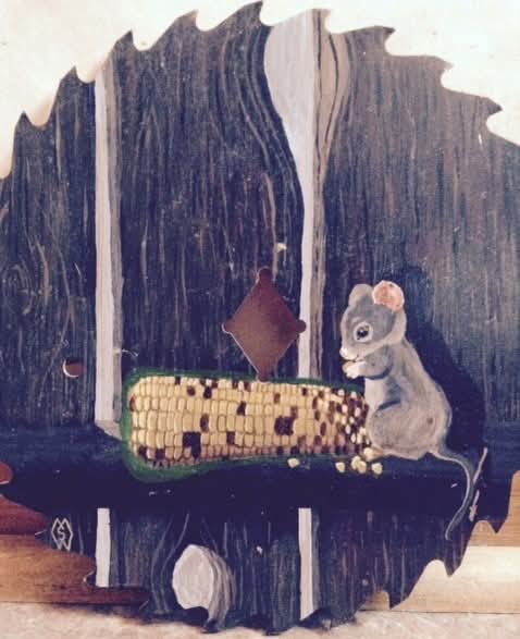 MattStarrFineA1's tweet photo. This is my painting of a mouse eating corn in the corn crib as painted on a saw blade.   https://t.co/WPR3MgRXN3 

#mattstarrfineart #art #paintings #artistic #artwork #mouse #mice #corn #farm #corncrib #farmer #ranch #vermin #fieldcorn #saw #saws #sawblade https://t.co/Q8pM0HyfRp
