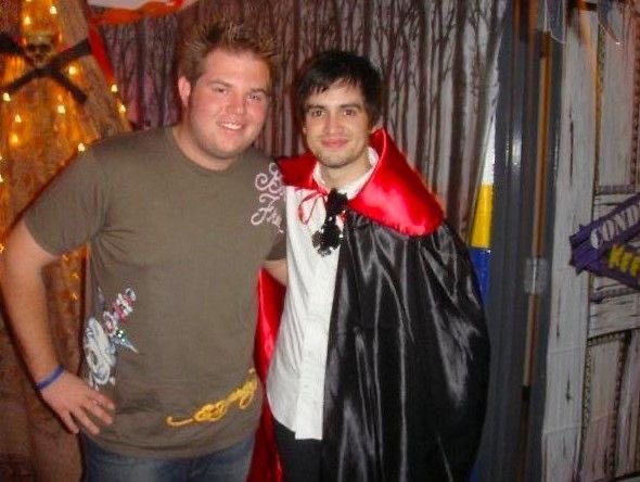 deathofvices's tweet image. sharing brendon pics i’ve literally never seen (part 1/?)