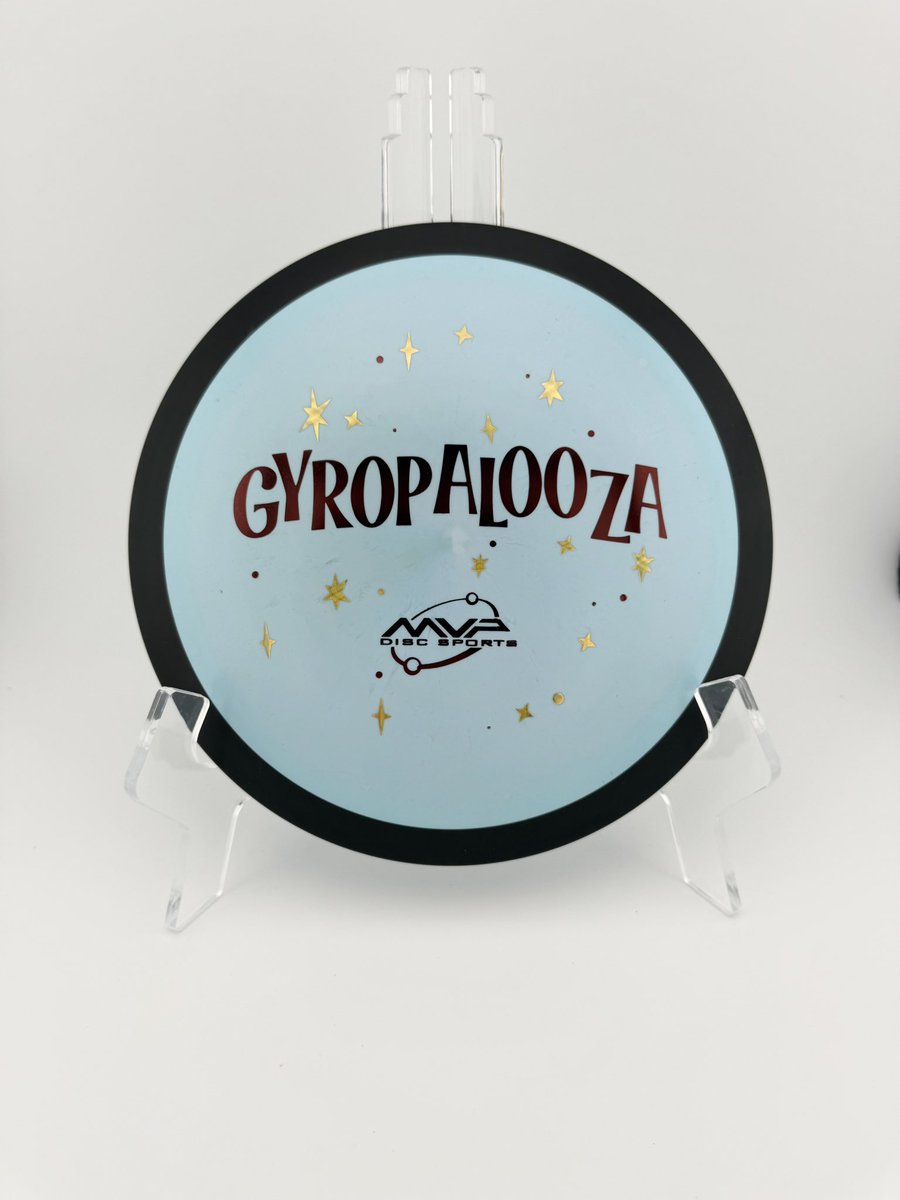 SlipperySaucers's tweet photo. Which stamp do you like better on the gyropalooza fission dimension? #mvpdiscs https://t.co/MmbgGjy4Yz