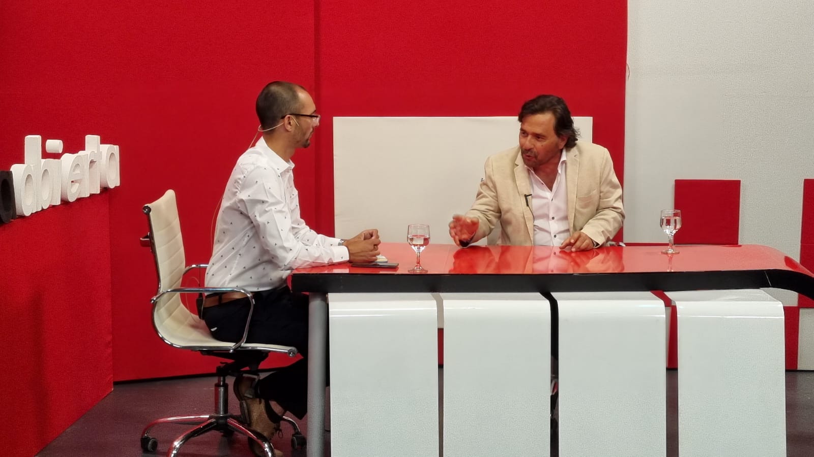 G49FRG8WwAEyu-h?format=jpg&name=large