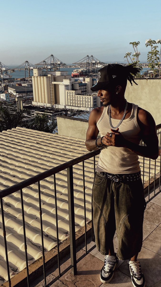 OUÇA BRINDE 🥂🎶 tweet media