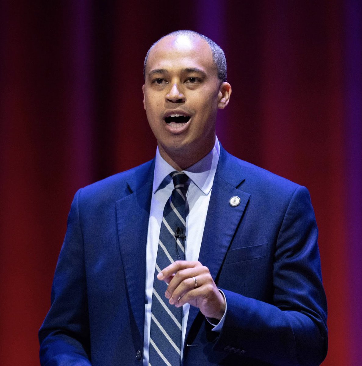 townhallcom's tweet photo. It's official.

Virginia just elected an Attorney General who fantasized about murdering Republicans.

Jay Jones wins.

Results here: https://t.co/zjBAxUaoaI https://t.co/Sji8jGEAnL