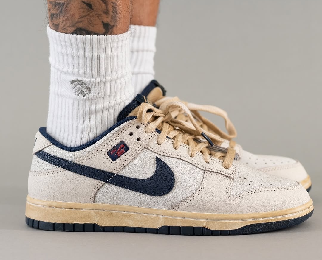 JustFreshKicks tweet media