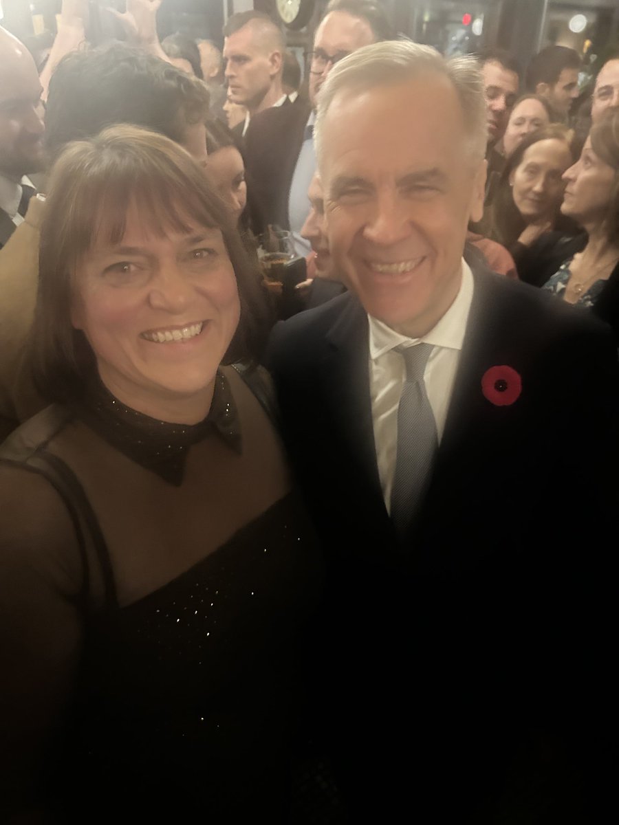 It’s a true honour and privilege to meet with Canada’s Prime Minister Mark Carney at the post budget party “Prudence and Prosecco”.
I was assured by few MPs i chated with that the future is bright.