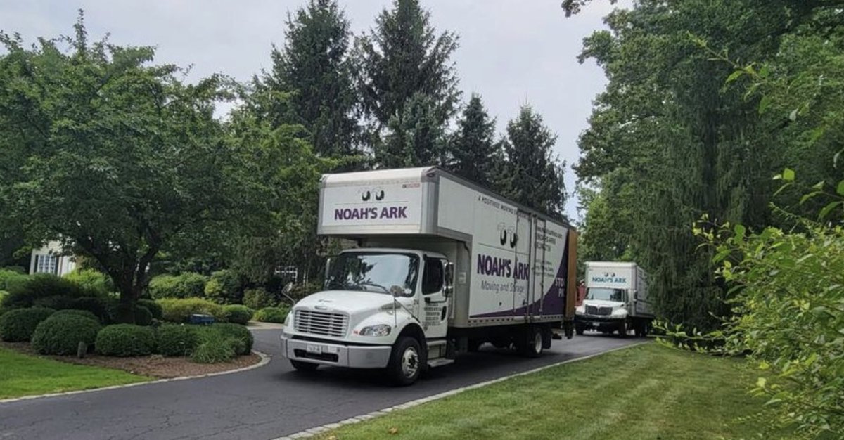 NoahsArkMovers's tweet image. Moving soon? 
Skip the stress — trust the pros at Noah’s Ark Moving &amp;amp; Storage!
Fast service, careful handling, happy customers every time.
noahsarkinc.com 1-866-247-2758 

#Moving #NYCMovers #CTMovers #ProfessionalMovers #MovingCompany #LocalMovers