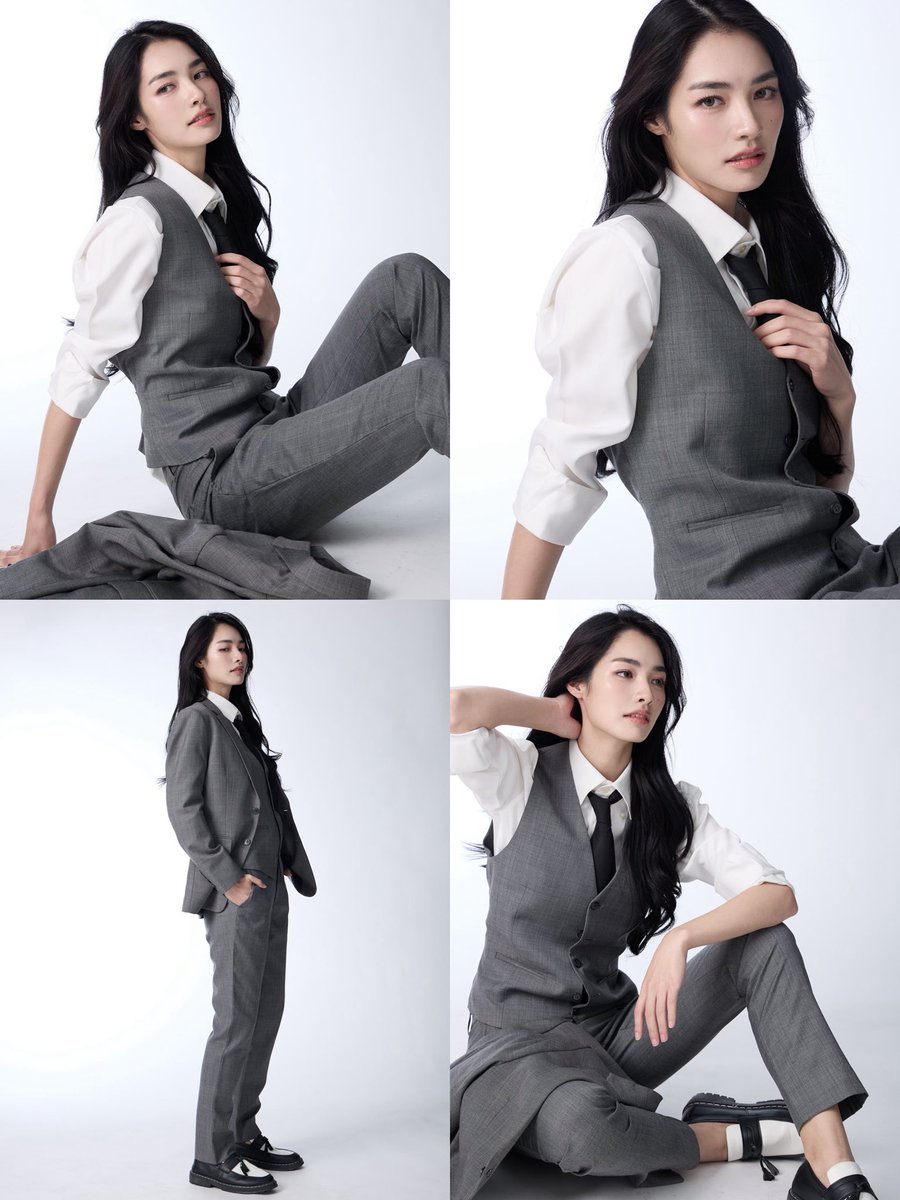 เอาไปเลยตำแหน่งผู้หญิงที่ใส่สูทผูกไทแล้วดูดีที่สุดในประเทศไทย ความสูง 177 แขนยาว ขายาว ถ้าวันไหนป้าเตยส่งออกร่างคุณรัญชน์ เราจะตายกันหมดจริง ๆ