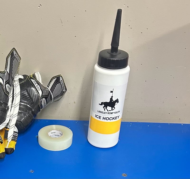 LangleyRCMP's tweet image. Proud to launch the new Hockey4Youth initiative in partnership with the Langley School District, Township of Langley and the Canucks for Kids Fund. This collaborative program introduces the game of hockey to Langley students free of all cost barriers. Thanks to all our partners!