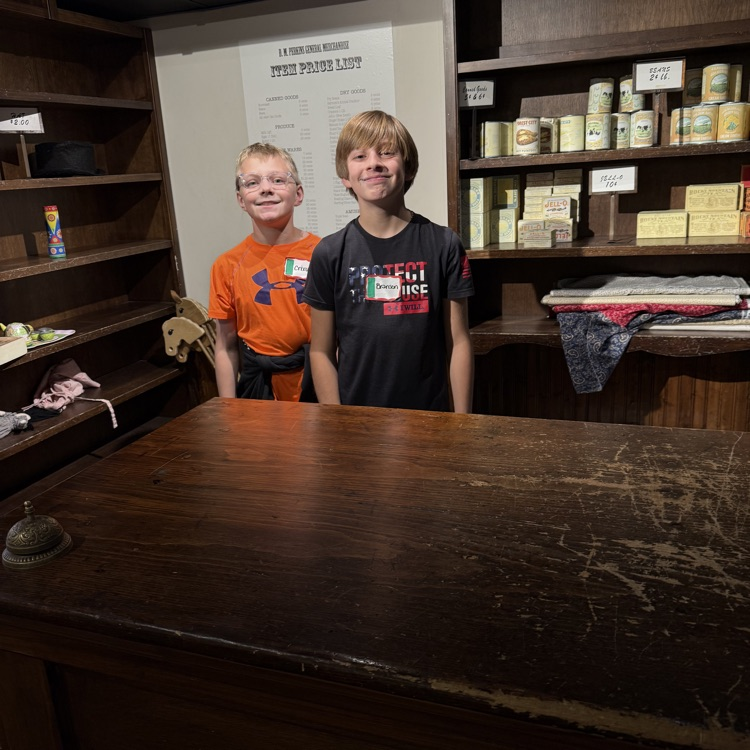 The Husky 6th graders had a great time at the Hastings Museum today!