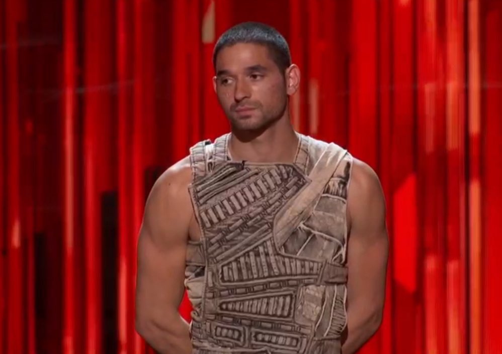 timelessfolklre's tweet image. guys after last week i genuinely don’t think i could ever handle seeing alan being sad again so y’all better lock in and VOTE FOR ELAINE!!!! LIKE LOOK AT HOW HAPPY THEY ARE TO BE BACK TOGETHER TONIGHT!!!! #dwts