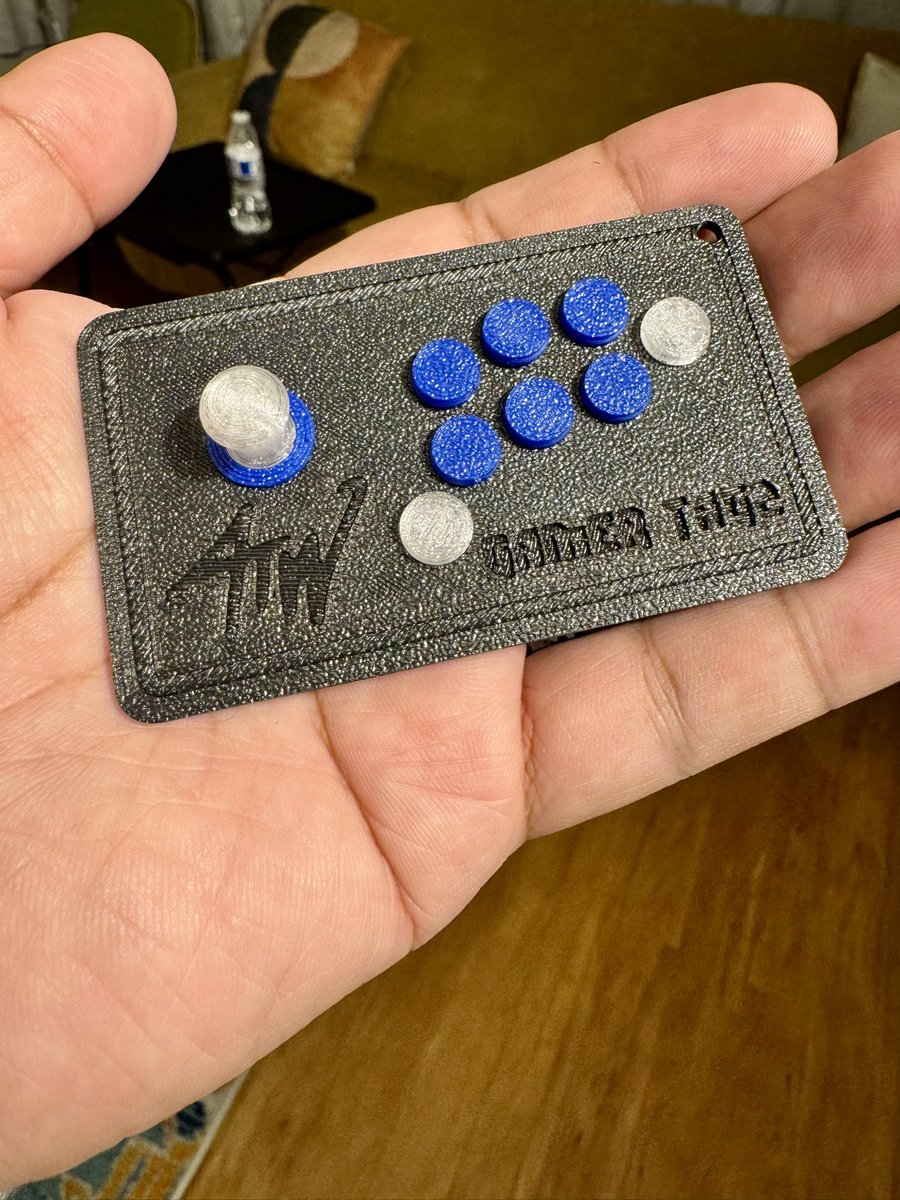 rychustore's tweet photo. I made a #6gawd version of the #gamertagz based on @jonyfraze signature button layout #arcadesticks #gamer #fightsticks #fightstick https://t.co/IISMWT2OjL