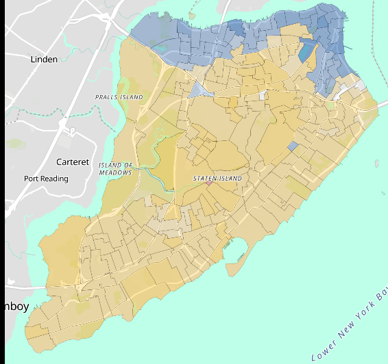Cadeyrnn's tweet photo. What's with the Iron Curtain on Staten Island https://t.co/FKw6YUvwn9