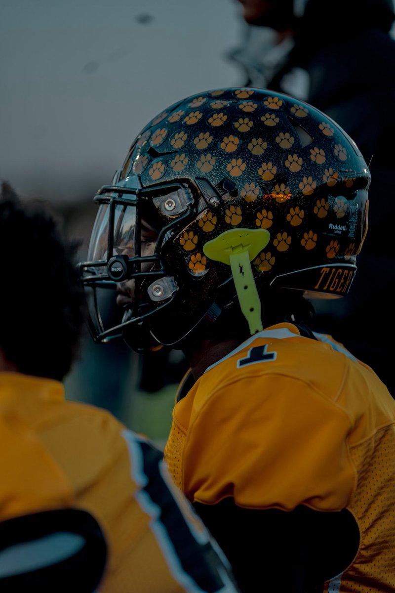 Discipline, Hardworking, Self motivated, Good Work ethic Student athlete.

9 games 
38 Rec - 350 yards (9.21 yds/rec) - 2tds (4 gotten called back) - 2 tackles at Safety.

 <a href="/jtwestfootball/">Joliet West Football</a> <a href="/Optimus_22HB/">✨Parrker⚡Westphal✨</a> <a href="/EDGYTIM/">Timothy “EDGYTIM” OHalloran</a> <a href="/PrepRedzoneIL/">Prep Redzone Illinois</a> <a href="/AllenTrieu/">Allen Trieu</a> <a href="/247recruiting/">247Sports Recruiting</a> 

hudl.com/v/2T8wJM