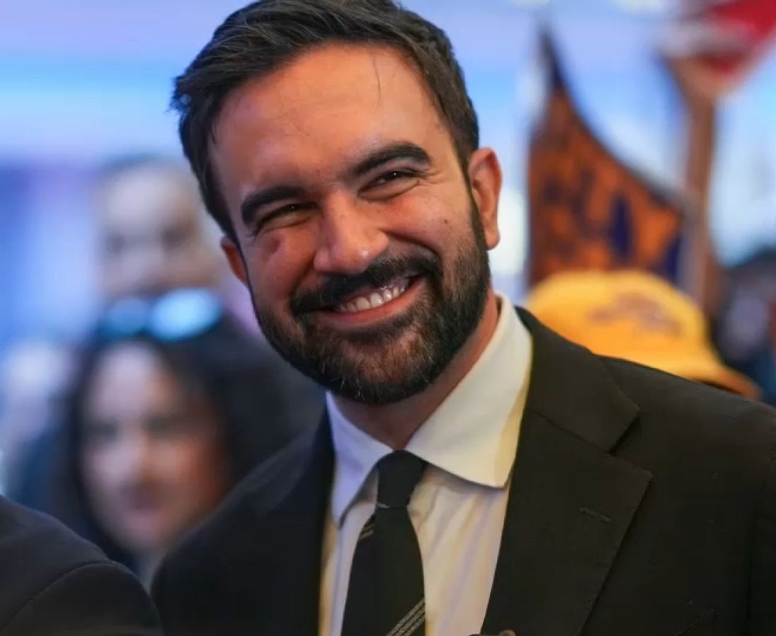 BREAKING 

Zohran Mamdani is projected to win the New York City mayor’s race.

Mamdani will make history as the first Muslim and first South Asian to serve as mayor of New York City.

He will also be the first immigrant in nearly 140 years to serve as mayor of New York City.