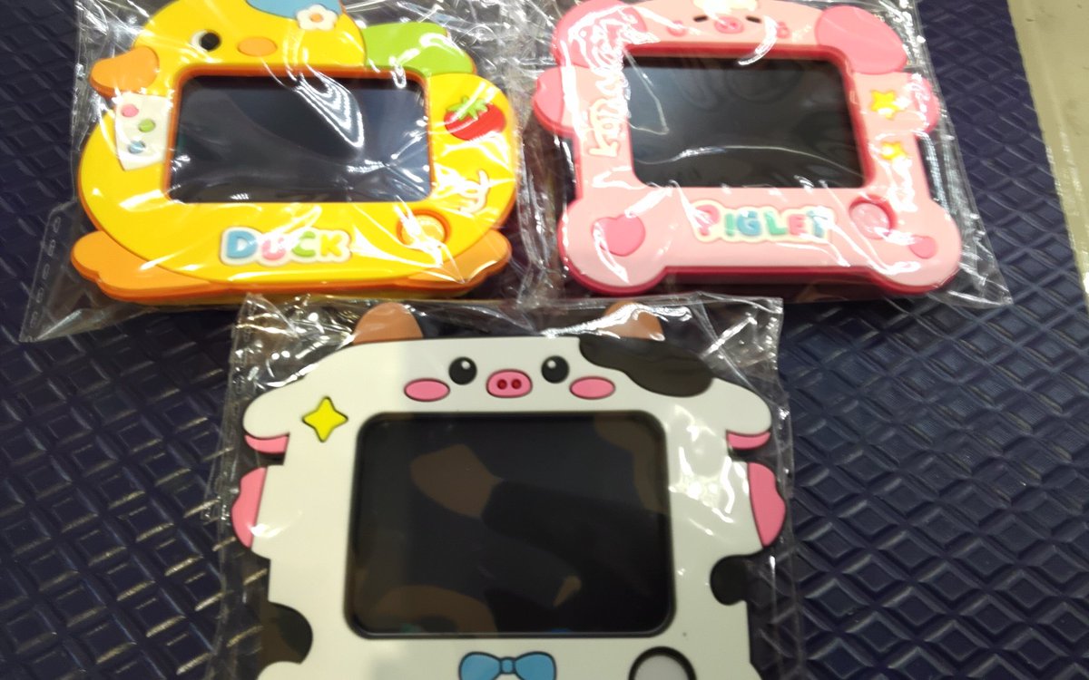 【景品入荷情報📣】
#ミニLCD ボードキーホルダー2が入荷しました🤗
背面には迷路もあります！ぶたさんと牛さんとアヒルさんの全3種類✨🐷🐄🐤
#namcoフジグラン宇部店