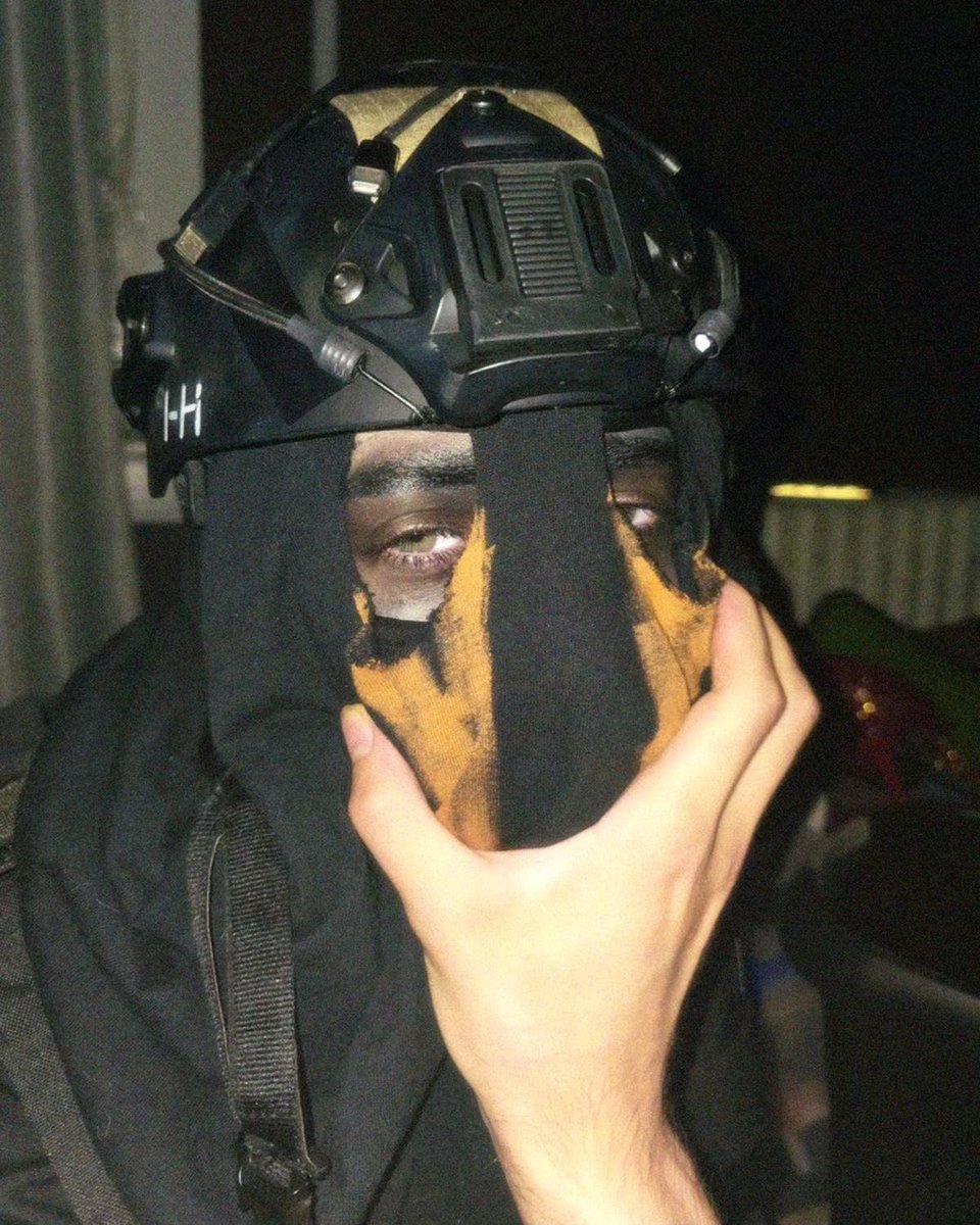 αмαяιѕ (@elysianex) on Twitter photo 