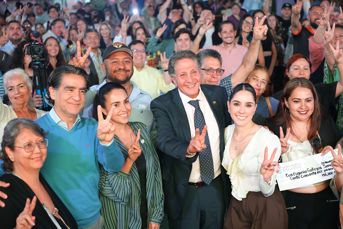 Me da muchísimo gusto compartirles que hoy llegamos al crédito número 5,000 de Adelante Zapopan. 🌟

Este programa nació hace cuatro años, durante la pandemia, cuando vimos a muchos negocios cerrar.
Lo creamos para que ninguna historia de esfuerzo se quedara atrás. 💪🏻