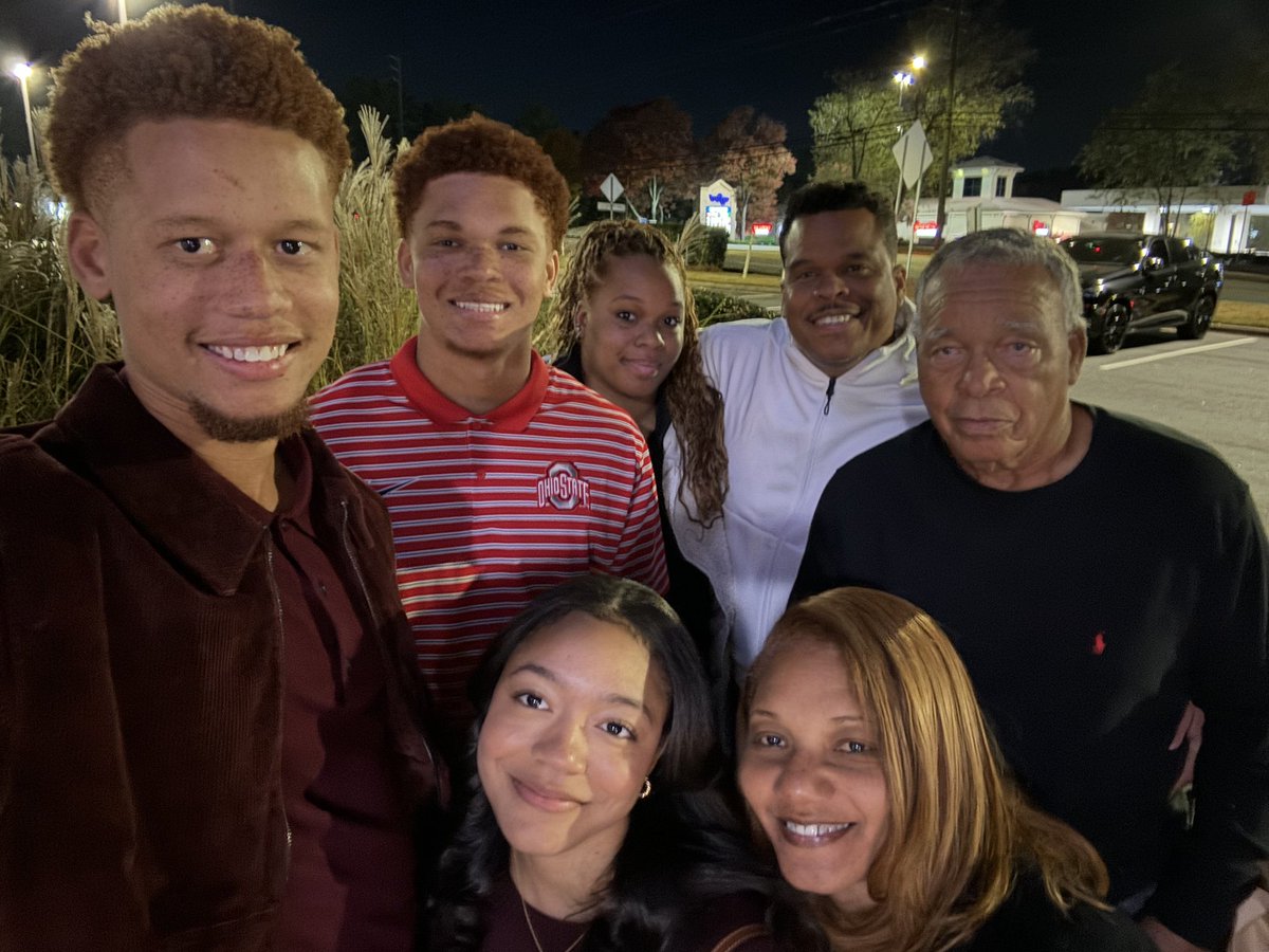 Kenneth Campbell (@sskec2b24) on Twitter photo 