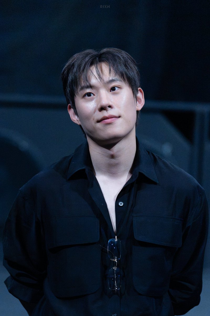 뮤또디 tweet media