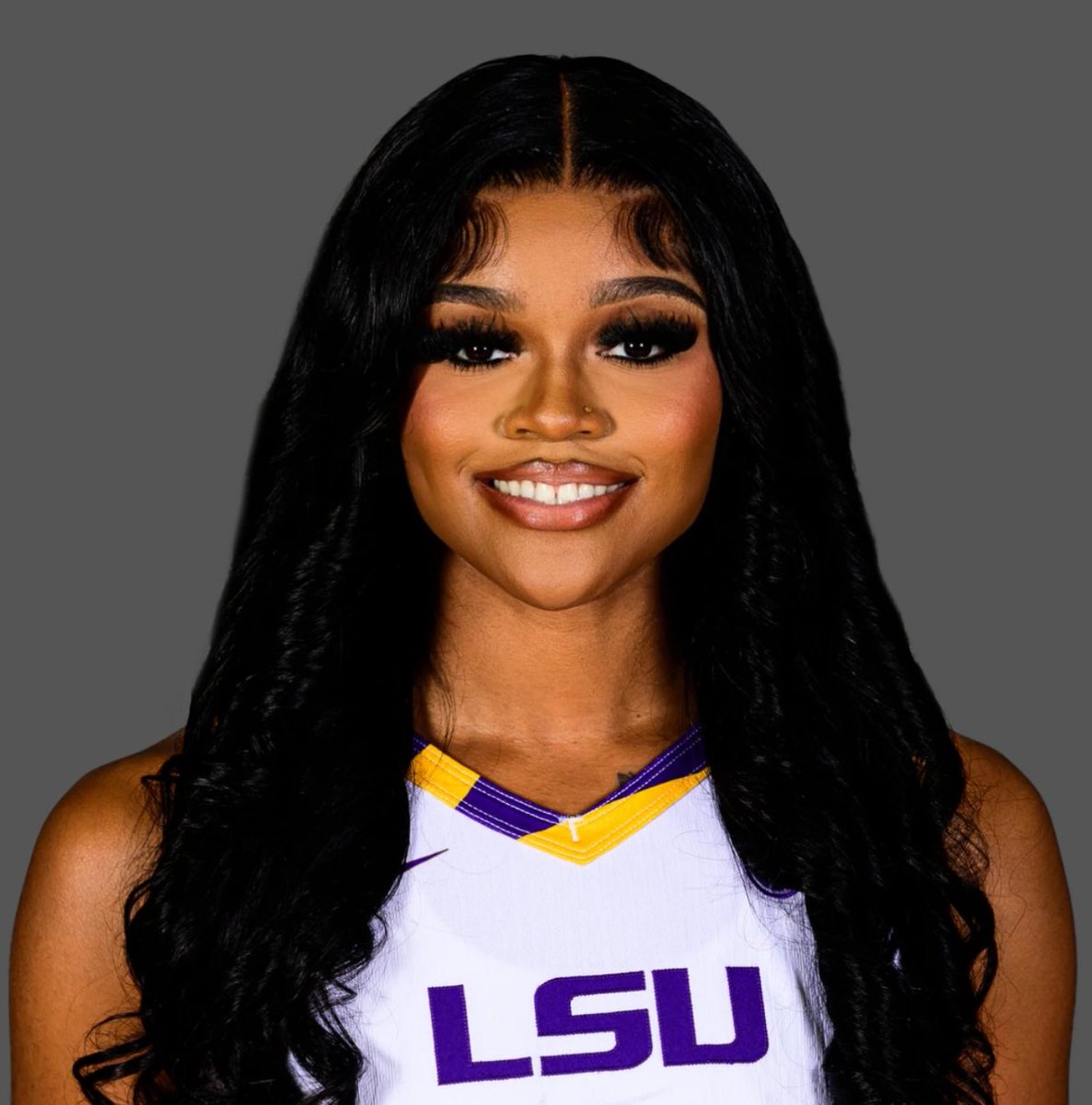 MILESTONE: Zakiyah Johnson has just recorded the first double-double of her collegiate career! 🥹✨