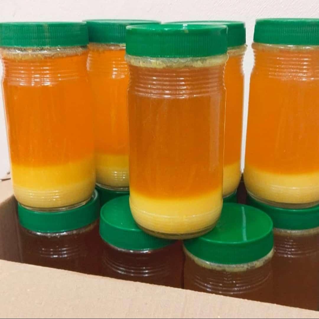 سمن عماني محلي من البقر المحلي مضمون %100
 اضمنه  لكم ترس غرسة تانج ب٥ فقط وسعره بلاش مقارنه بجودته ولذته وريحته 😍