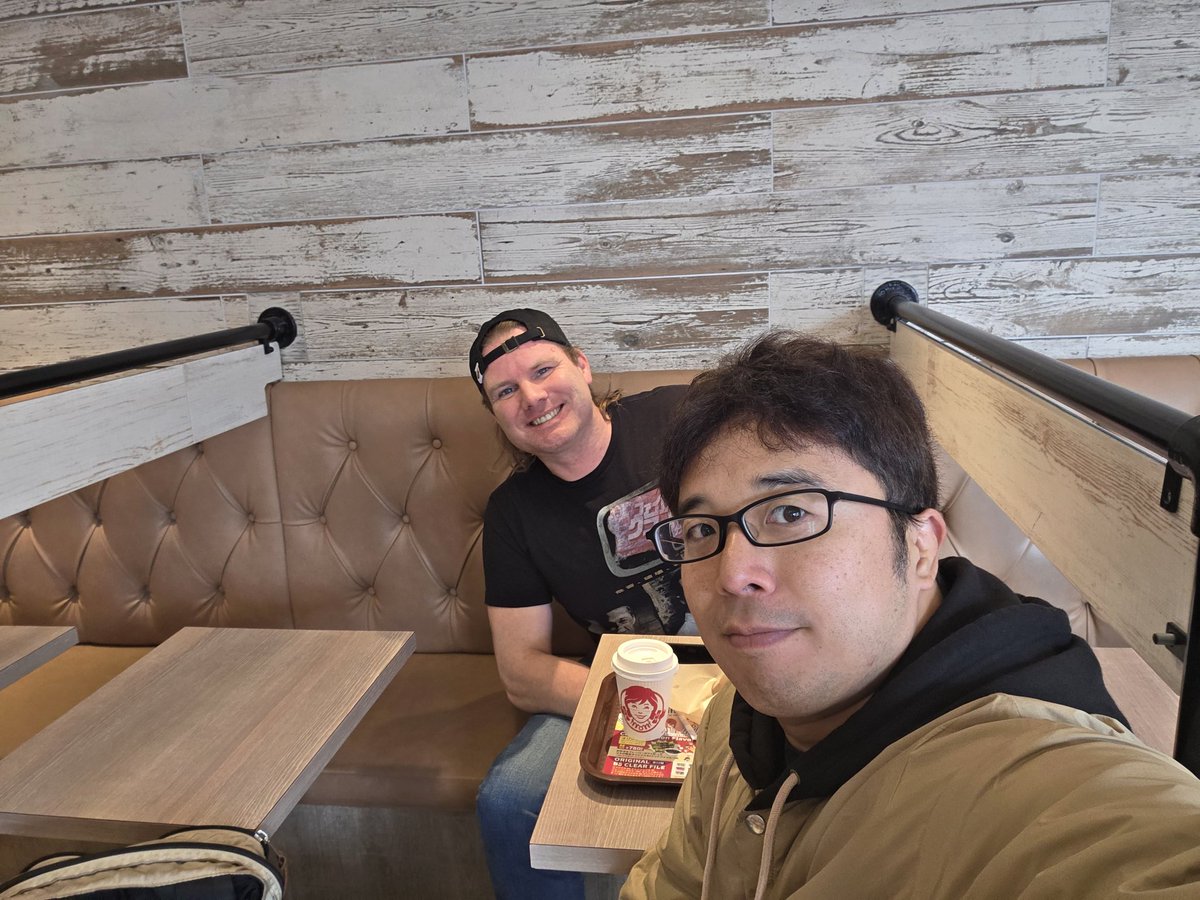 shota0810's tweet photo. アメリカから来日中だったミッチも今日帰国。お互い移動の前にサクッとブレックファースト。
福岡まで結婚式にも来てくれて、大阪では食い倒れ旅と今回もたくさん遊んだな。きっとまたすぐ会うことでしょう。
Safe travel!!! https://t.co/E5hGarlU8F