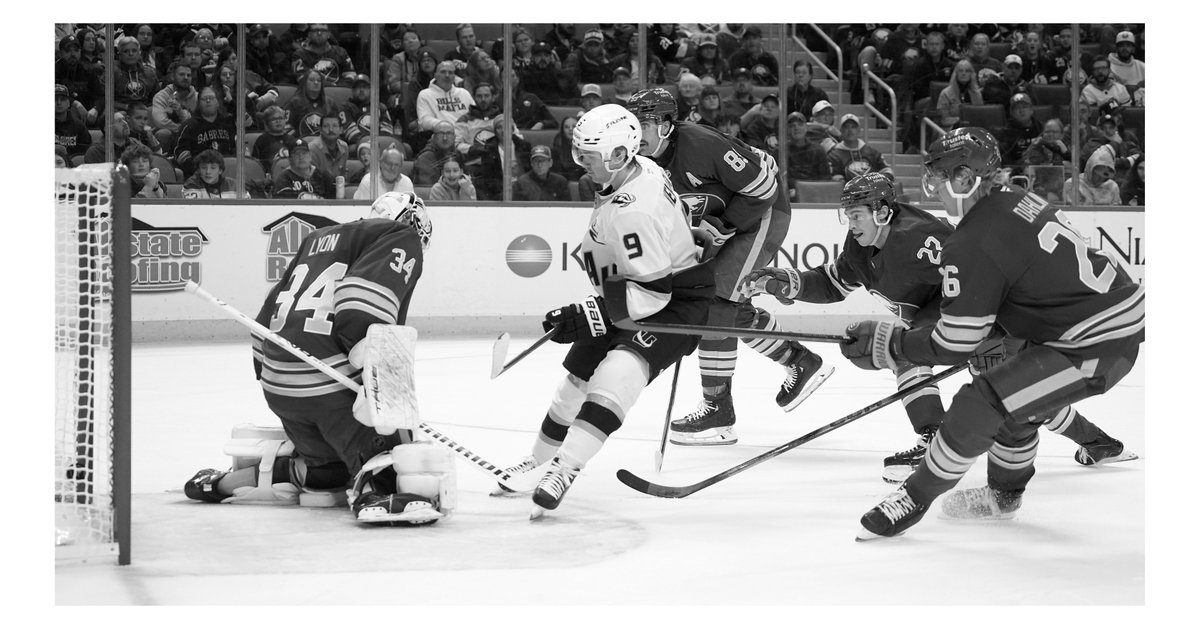 hsjrphoto's tweet image. #Mammoth 2, #Sabres 1 (OT)