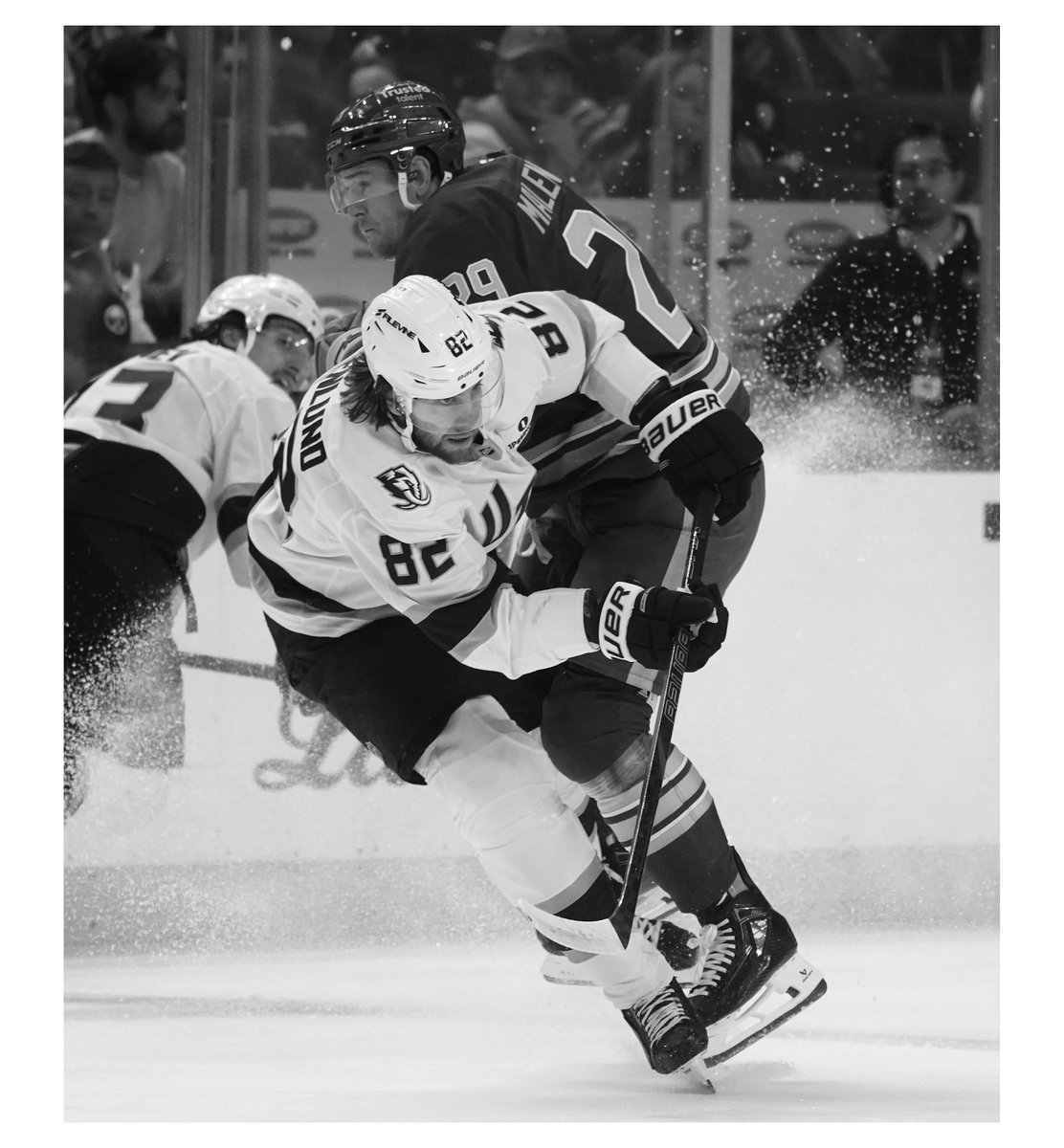 hsjrphoto's tweet image. #Mammoth 2, #Sabres 1 (OT)