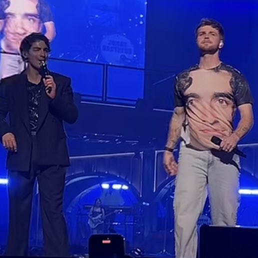 itsoktobefools's tweet photo. JOES FACE HELP MEEEEEEE https://t.co/Laj5Zl8pjf