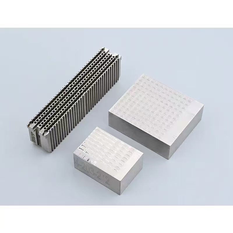 Xuan130239's tweet photo. The processing of LED precision components involves utilizing advanced machining techniques and equipment to achieve highly precise and high-quality manufacturing of key components for LED products. #LED 
#Ledleadframe #moldmaking #precisionMachining https://t.co/MyJbRefFby
