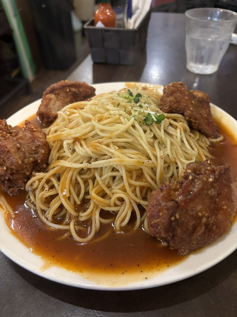 akinorisato4's tweet photo. あんかけパスタ麺少なめ。美味しく食べられるギリギリのボリュームです。 https://t.co/UhKTQ14NOb