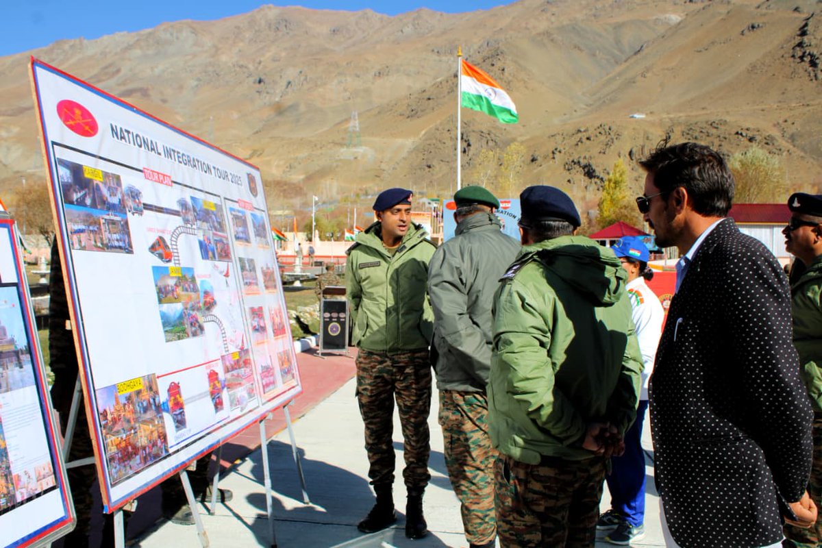 Integration Tour under #OperationSadbhavana for 20 girl students from Thasgam Drass, Faroona &amp; Youkma Hanu schools
Students interacted with Hon’ble <a href="/rashtrapatibhvn/">President of India</a> at Rashtrapati Bhavan, gaining inspiring exposure to India’s unity &amp; diversity

<a href="/adgpi/">ADG PI - INDIAN ARMY</a> <a href="/airnewsalerts/">All India Radio News</a> <a href="/AkashvaniAIR/">Akashvani आकाशवाणी</a>