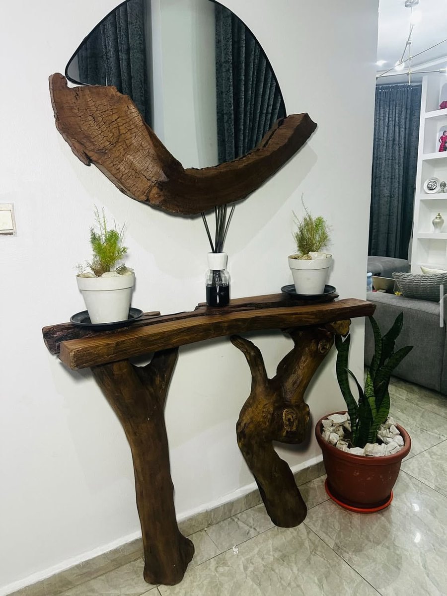 WhyteCraft tweet media