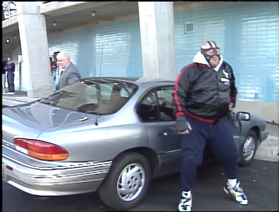 Fucking amazing Vader fit here. High tops with the Ribera jacket, my god.