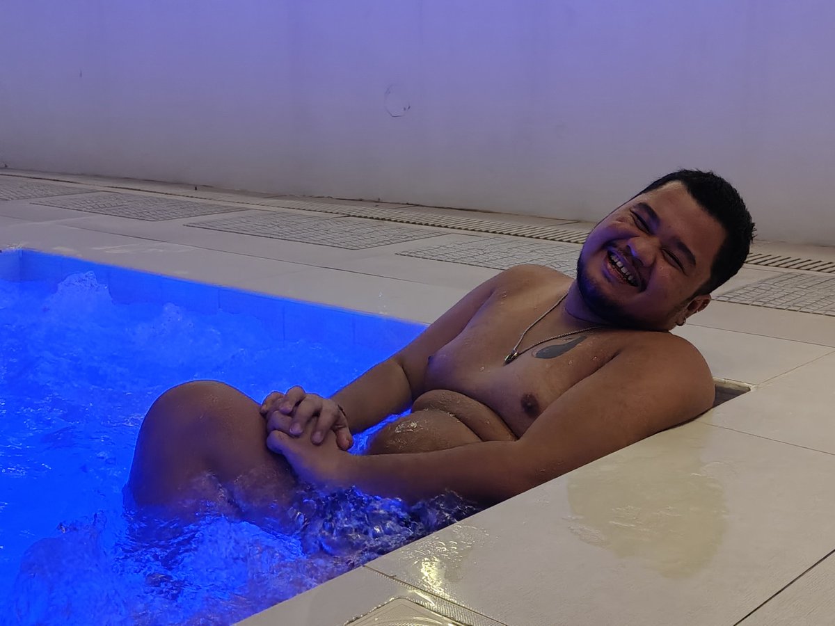 Certified Tardigrade 🌊🐻
#LuciBear