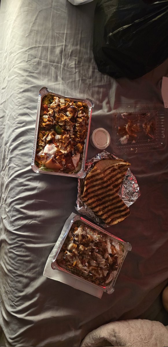 WE EATING CHICKEN OVER RICE TONIGHT #MAYORMAMDANI