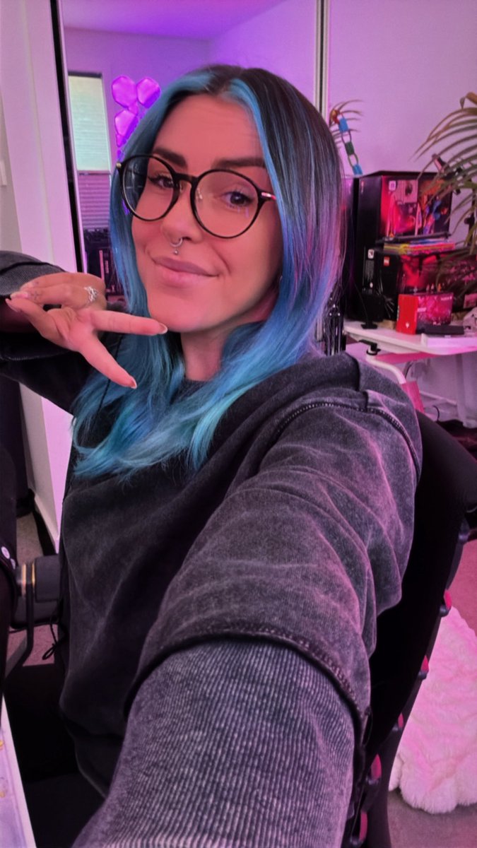 We’re playing some management sims today?! 😱

These are usually reserved for my “me” time but I’m sharing with you today!

Cheeky sponsored segment for <a href="/TavernKeeper/">Tavern Keeper 🍻 - OUT NOW in Early Access</a> later this arvo! 😱

LIVE NOW
Come spend your afternoon building with me.