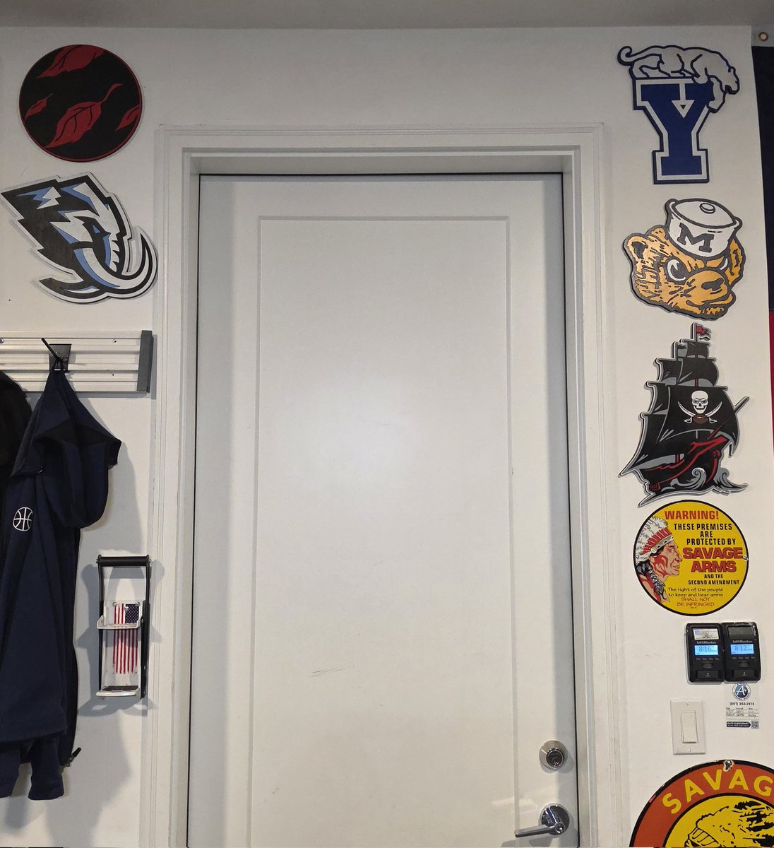 ksav07's tweet image. Safe to say that @josh_warr is a major part of every time we enter or leave our home. His signs are the best!