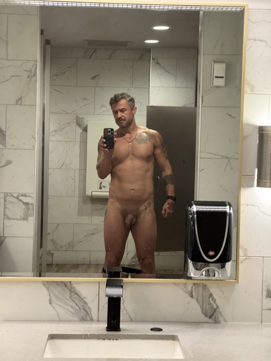 Blake Warren tweet media