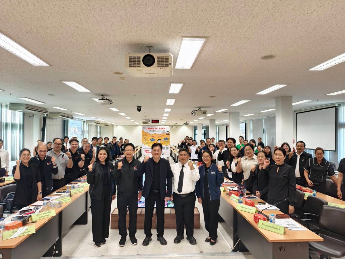 SCGFoundation's tweet image. มูลนิธิเอสซีจี จับมือจังหวัดสระบุรี สร้าง “สระบุรีกินได้” โมเดลต้นแบบ Learn to Earn Sandbox พัฒนาคน สร้างอาชีพจริง สู่ความยั่งยืน 
ภายใต้แนวคิด “Learn to Earn – เรียนรู้เพื่ออยู่รอด”
มูลนิธิเอสซีจี #SCGFoundation #LearnToEarn 
#สระบุรีกินได้