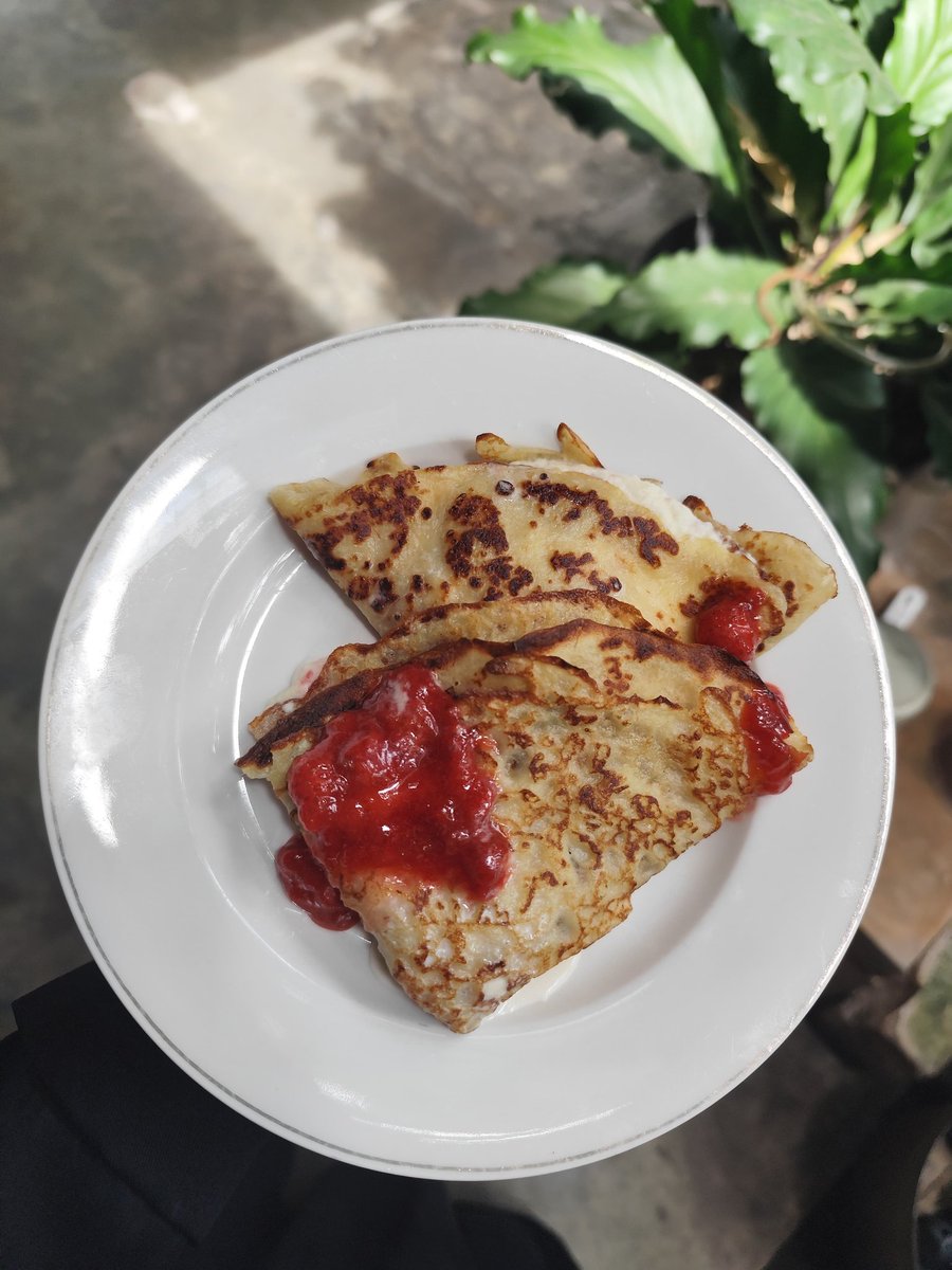 25 gr madu dalam Sourdough Discard Crêpe