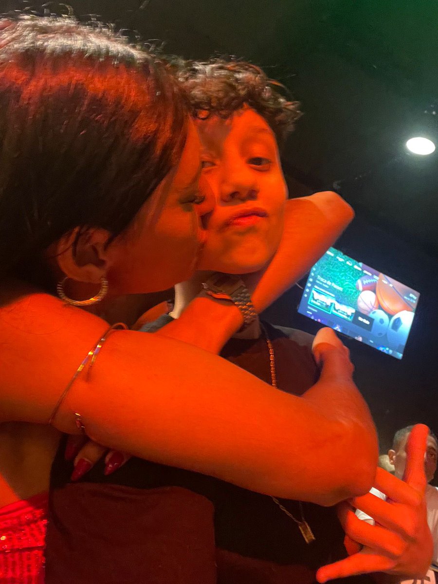 manucomtts's tweet image. sem voce nao sei viver
vem, que eu conto os dias
conto as horas pra te ver
eu nao consigo te esquecer
cada minuto é muito tempo sem voce