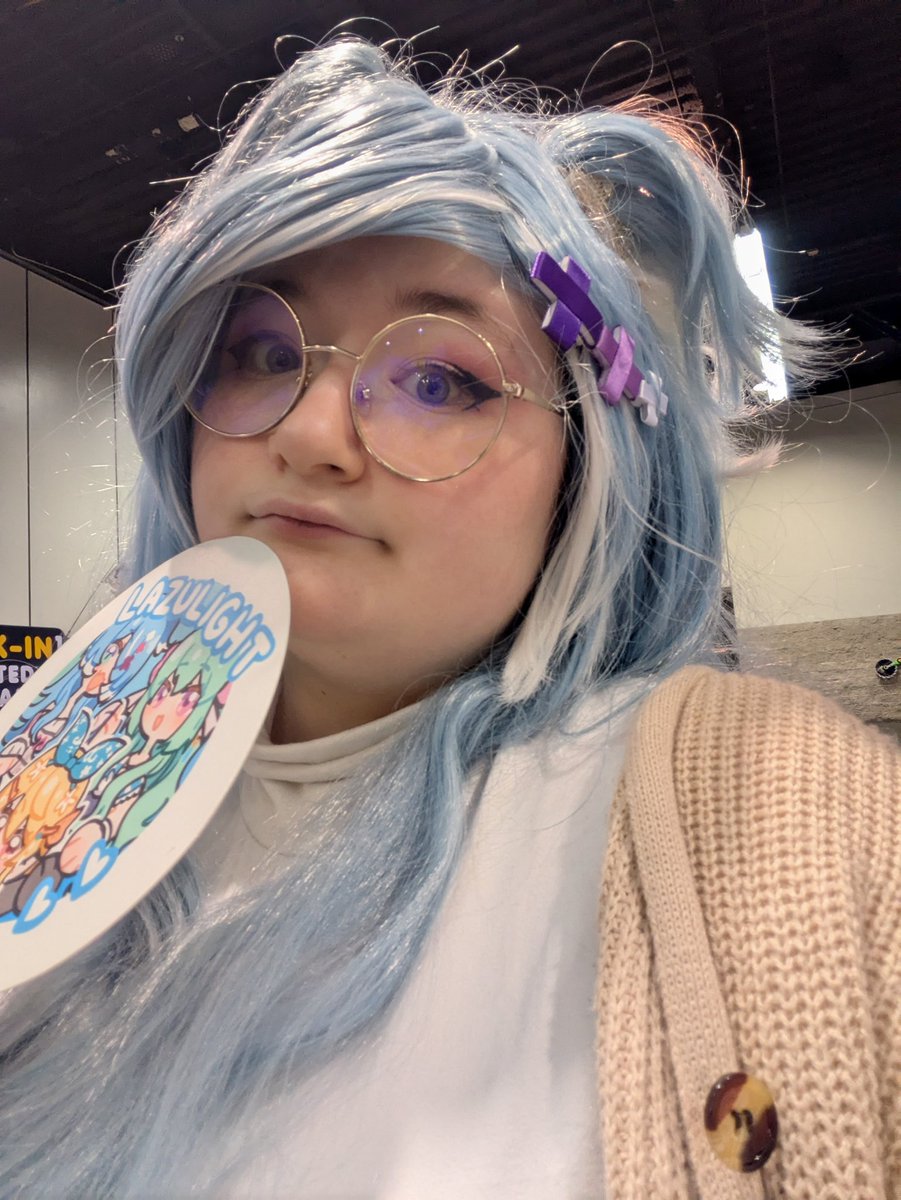 Midge 🌤|💙🤍 tweet media