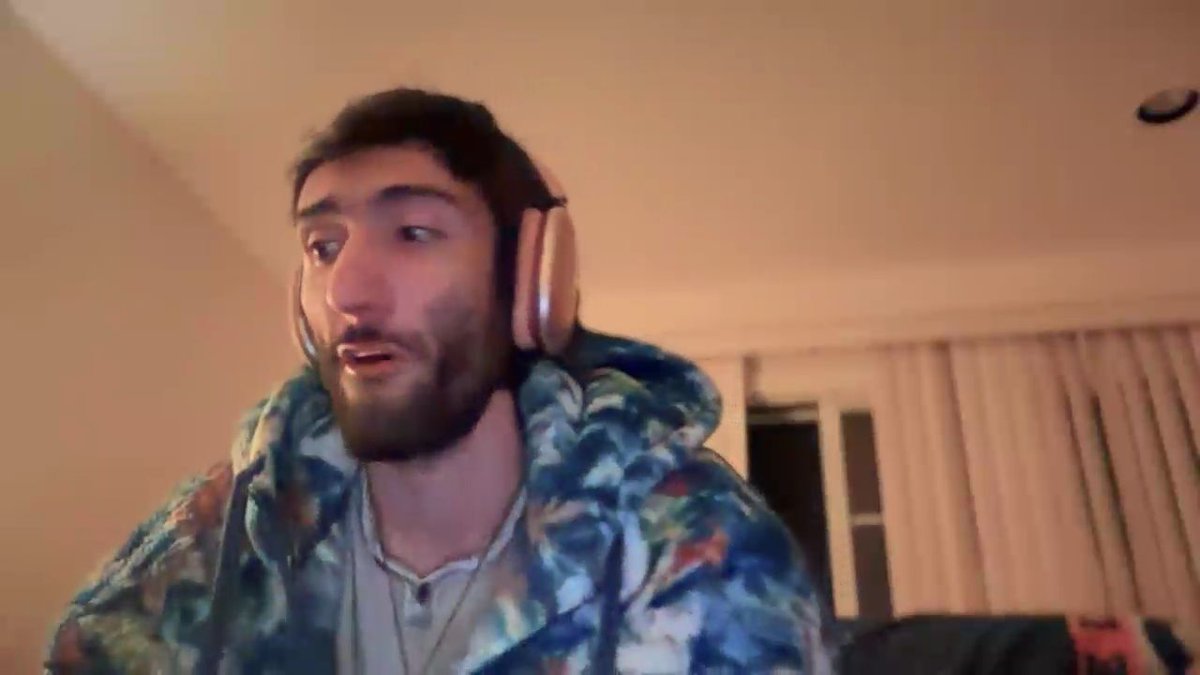 PumpMod_bot's tweet image. 🚨 $PUMPMOD is now Moderating: X402 $X402 🔥
👤 Creator: @terminagent | 👀 Viewers: 19 | 💰 MC: $311.1k

🎥 Join the livestream 👉 pump.fun/coin/6H8uyJYrP…
CA: 6H8uyJYrPVcra6Fi7iWh29DXSm8KctzhHRyXmPwKpump

#pumpfun #pumpfunlive @pumpmodlive @pumpdotfun