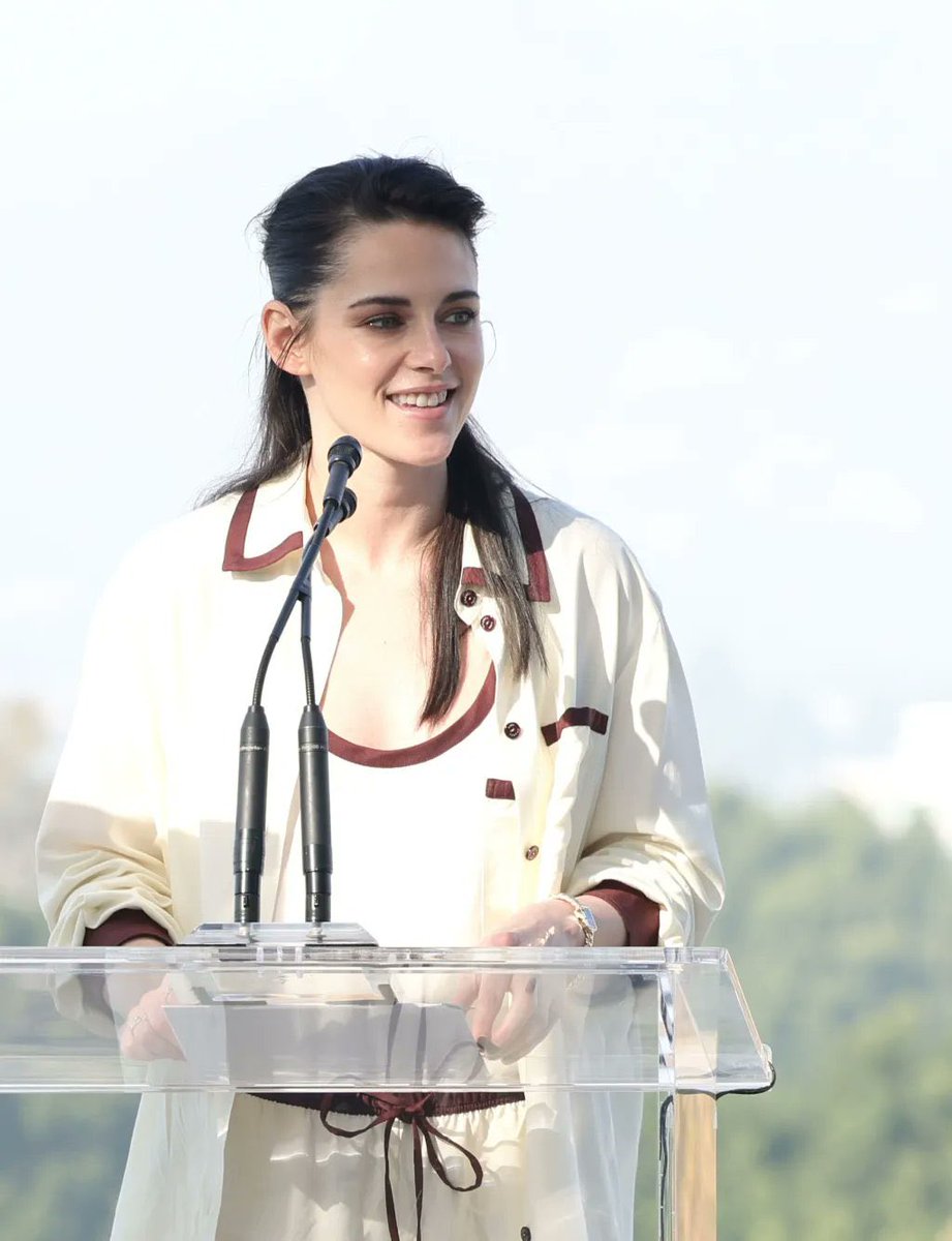 bestofkristenj's tweet photo. https://t.co/oPJg8rUWsv