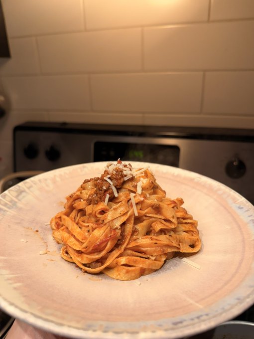 4 pic. Fully homemade pasta tonight ❤️🍝 turned out perfect 😍 https://t.co/ypbChHKQAN