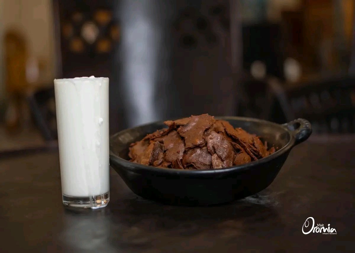 Ayyaantuu tweet media