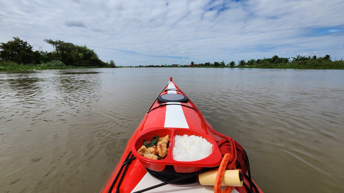 misterkwai's tweet image. 40km reward. Still 60km to paddle.

#hubris